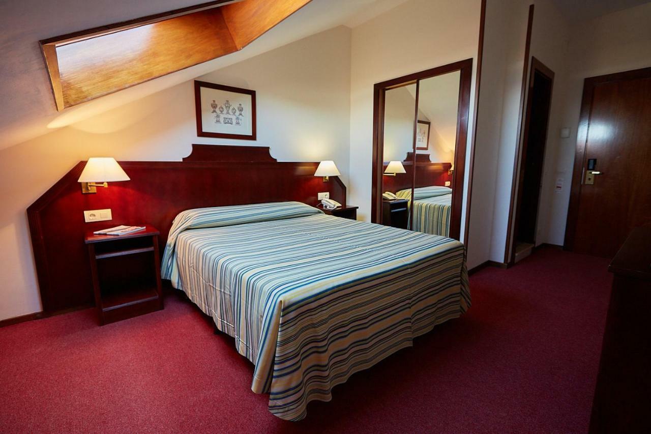 Hotel Ribadesella Playa Cameră foto